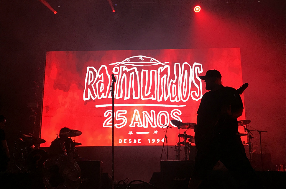 Raimundos faz show da turnê de 25 anos do primeiro disco no Planeta Brasil (Amon Borges - 26.jan.2019/Folhapress)