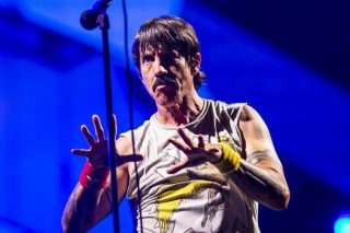 Anthony Kiedis, vocalista do Red Hot Chili Peppers, em show no Rock in Rio 2019 (Mauro Pimentel - 3.out.2019/AFP)